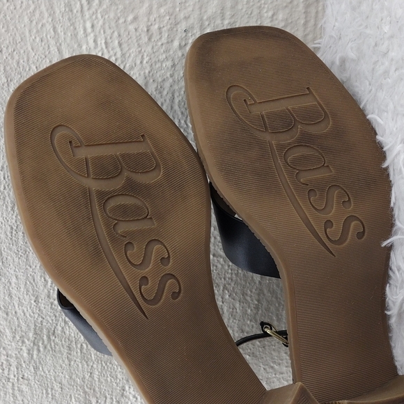 G.H. Bass & Co. Penelope Black Open Toe Ankle Strap Block High Heel Sandal Shoe - Picture 7 of 15